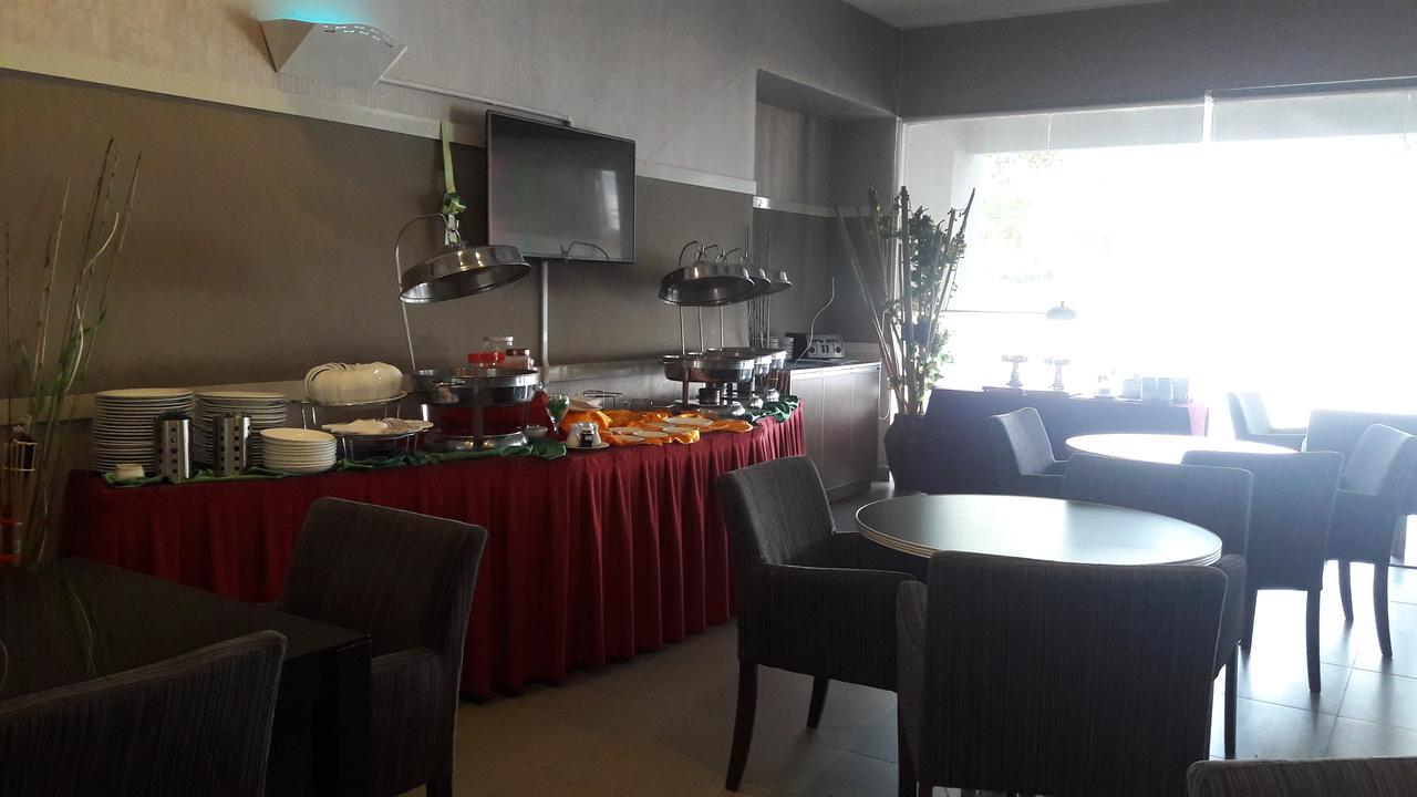 Kosma Business Hotel Куантан Экстерьер фото